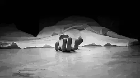 Giridih: खुखरा के एक घर में पिता, पुत्र व दो पुत्री के शव मिले Giridih: खुखरा के एक घर में पिता, पुत्र व दो पुत्री के शव मिले
