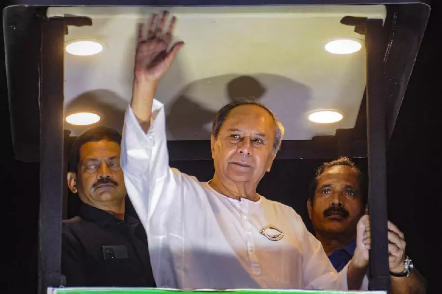 परिसीमन के खिलाफ समर्थन जुटाने के लिए MK Stalin द्वारा नवीन पटनायक से संपर्क साधने से भाजपा चिंतित परिसीमन के खिलाफ समर्थन जुटाने के लिए MK Stalin द्वारा नवीन पटनायक से संपर्क साधने से भाजपा चिंतित