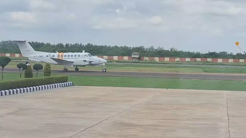 हिसार हवाई अड्डे को मिला DGCA का लाइसेंस, अगले महीने से शुरू हिसार हवाई अड्डे को मिला DGCA का लाइसेंस, अगले महीने से शुरू