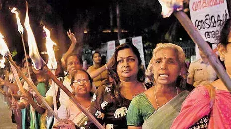 Kerala: आशा कार्यकर्ताओं की हड़ताल 35वें दिन भी जारी, कल सचिवालय घेराव Kerala: आशा कार्यकर्ताओं की हड़ताल 35वें दिन भी जारी, कल सचिवालय घेराव