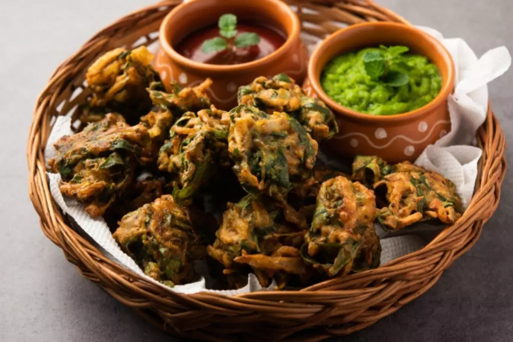 हेल्दी पालक मेथी फ्रिटर रेसिपी हेल्दी पालक मेथी फ्रिटर रेसिपी