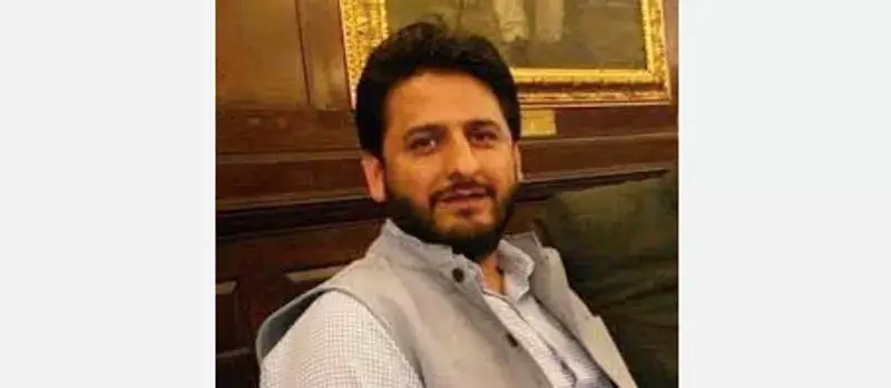 MLA कुपवाड़ा ने सरकारी डॉक्टरों की निजी प्रैक्टिस पर प्रतिबंध लगाने की मांग की MLA कुपवाड़ा ने सरकारी डॉक्टरों की निजी प्रैक्टिस पर प्रतिबंध लगाने की मांग की