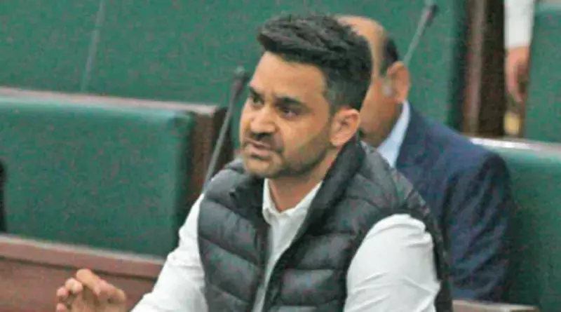 Jammu: पैरा ने नौकरियों-पर्यावरण सुरक्षा, फास्ट-ट्रैक अदालतों की मांग की Jammu: पैरा ने नौकरियों-पर्यावरण सुरक्षा, फास्ट-ट्रैक अदालतों की मांग की