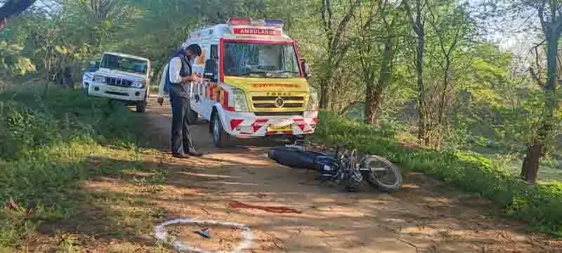 Ludhiana पुलिस ने ज्वैलरी शॉप के बाहर फायरिंग का मामला सुलझाया, मुख्य आरोपी गिरफ्तार Ludhiana पुलिस ने ज्वैलरी शॉप के बाहर फायरिंग का मामला सुलझाया, मुख्य आरोपी गिरफ्तार