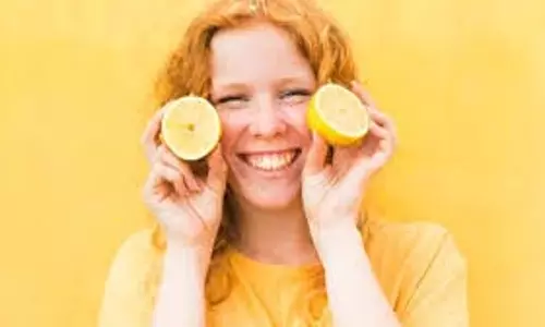 Lemon For Skin: गर्मियों में स्किन से जुड़ी इन समस्याओं को दूर करता है नींबू, ऐसे करें इस्तेमाल Lemon For Skin: गर्मियों में स्किन से जुड़ी इन समस्याओं को दूर करता है नींबू, ऐसे करें इस्तेमाल