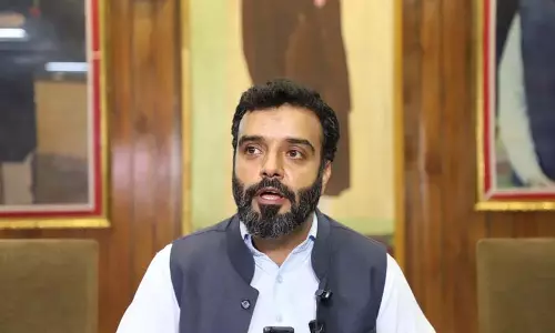 Srinagar काम तय समय सीमा के भीतर पूरा हो जाएगा: आगा रूहुल्लाह Srinagar काम तय समय सीमा के भीतर पूरा हो जाएगा: आगा रूहुल्लाह