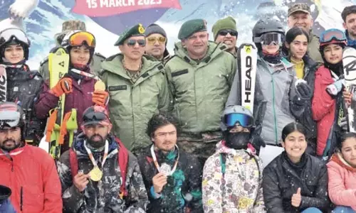 चिनार ओपन शीतकालीन खेल 2025 Gulmarg में संपन्न चिनार ओपन शीतकालीन खेल 2025 Gulmarg में संपन्न