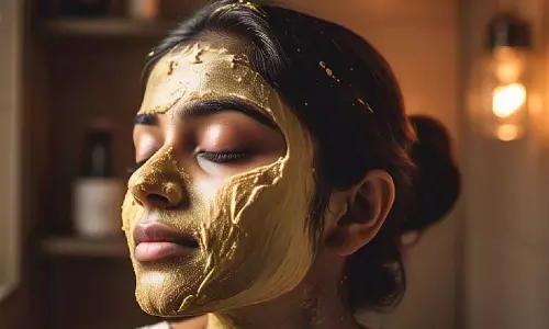 Holi 2025: होली के रंगों से खराब हुई त्वचा को उबटन से करें ठीक, जानें 3 कारगर तरीके