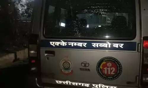 कोरबा में असामाजिक तत्वों ने मचाया उत्पात, राहगीरों के बाद पुलिस वाहन पर पथराव