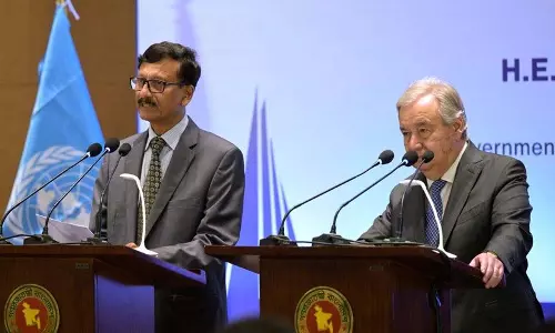 संयुक्त राष्ट्र प्रमुख ने यूनुस के साथ रोहिंग्या संकट और जनमत संग्रह पर चर्चा की संयुक्त राष्ट्र प्रमुख ने यूनुस के साथ रोहिंग्या संकट और जनमत संग्रह पर चर्चा की
