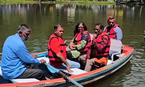 कोडईकनाल में प्लास्टिक के उपयोग पर प्रतिबंध: मॉरीशस के पूर्व उपराष्ट्रपति ने स्वागत किया कोडईकनाल में प्लास्टिक के उपयोग पर प्रतिबंध: मॉरीशस के पूर्व उपराष्ट्रपति ने स्वागत किया