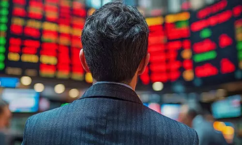 Stock Market : रियल्टी और एफएमसीजी शेयरों में उछाल Stock Market : रियल्टी और एफएमसीजी शेयरों में उछाल