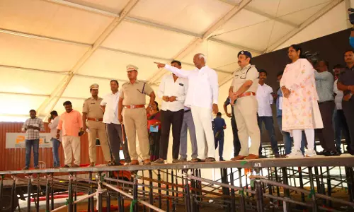 कडियाम ने स्टेशन घनपुर के लिए 800 करोड़ रुपये की परियोजना के लिए Revanth को धन्यवाद दिया कडियाम ने स्टेशन घनपुर के लिए 800 करोड़ रुपये की परियोजना के लिए Revanth को धन्यवाद दिया
