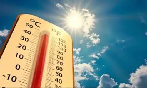 Bareilly: गर्मी ने तोड़ा 34 साल का रिकॉर्ड, तापमान 44 डिग्री के पार Bareilly: गर्मी ने तोड़ा 34 साल का रिकॉर्ड, तापमान 44 डिग्री के पार