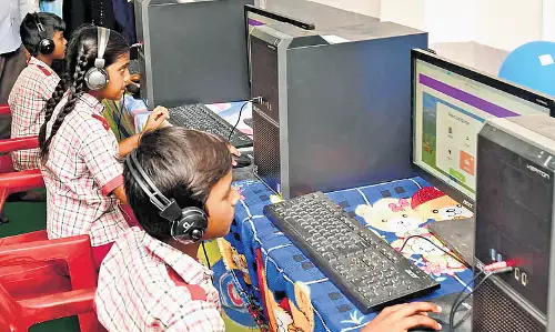 तेलंगाना शिक्षा विभाग ने सरकारी प्राथमिक स्कूलों में AI उपकरण पेश किए तेलंगाना शिक्षा विभाग ने सरकारी प्राथमिक स्कूलों में AI उपकरण पेश किए