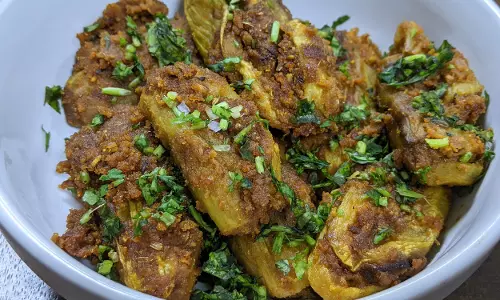भरवां परवल की रेसिपी