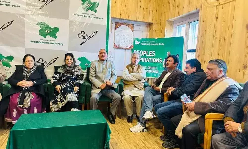 सैयद मंसूर-यासिर रेशी PDP में फिर शामिल