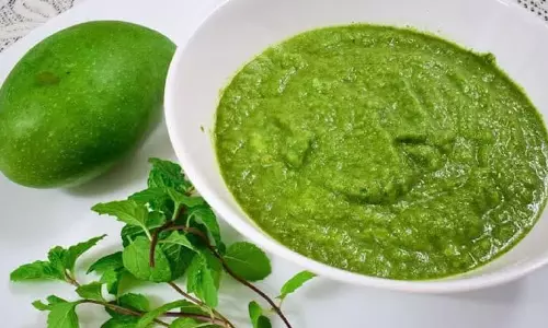 कच्चे आम की चटनी रेसिपी कच्चे आम की चटनी रेसिपी