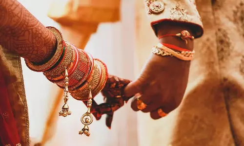 रिसेप्शन डिनर के दौरान पानी पीने को लेकर झगड़ा: रुकी शादी