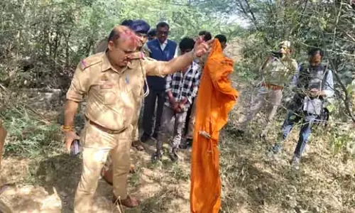 हत्या कर दी मैंने उसकी...ऐसा कहते ही पुलिस महकमे में हड़कंप मचा, गुमराह कर रहा हत्या कर दी मैंने उसकी...ऐसा कहते ही पुलिस महकमे में हड़कंप मचा, गुमराह कर रहा