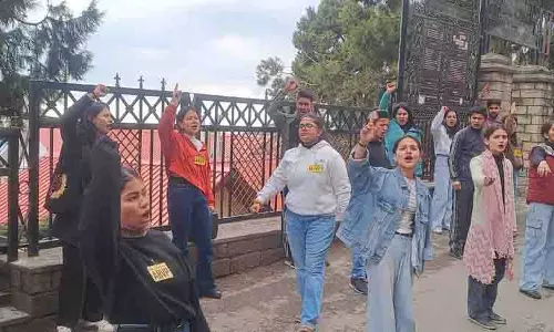 SFI ने एबीवीपी कार्यकर्ताओं के खिलाफ कार्रवाई की मांग की