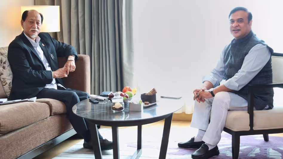 Assam और नागालैंड के मुख्यमंत्रियों ने आपसी हित के मामलों पर चर्चा की Assam और नागालैंड के मुख्यमंत्रियों ने आपसी हित के मामलों पर चर्चा की