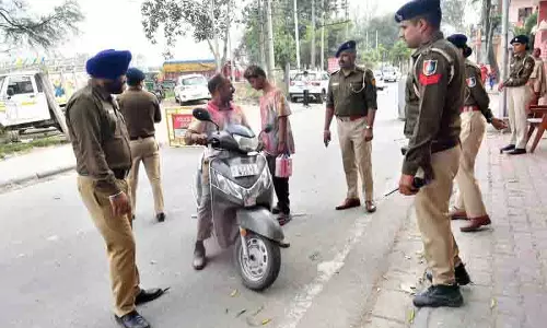 Holi पर हुए झगड़ों के चलते पुलिस सतर्क
