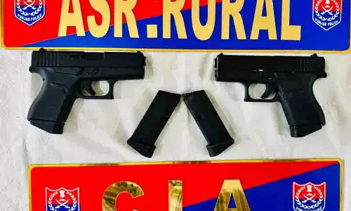 Amritsar: 2 हथियार तस्कर गिरफ्तार, पिस्तौल जब्त Amritsar: 2 हथियार तस्कर गिरफ्तार, पिस्तौल जब्त