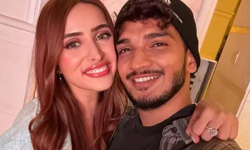 मुनव्वर फारुकी शादी से पहले अस्पताल में हुए थे भर्ती, साझा किए जज़्बात मुनव्वर फारुकी शादी से पहले अस्पताल में हुए थे भर्ती, साझा किए जज़्बात
