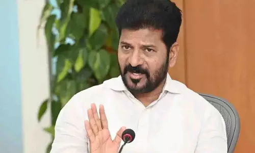 Telangana CM ने स्टेशन घनपुर में 630 करोड़ रुपये की परियोजनाओं का उद्घाटन किया