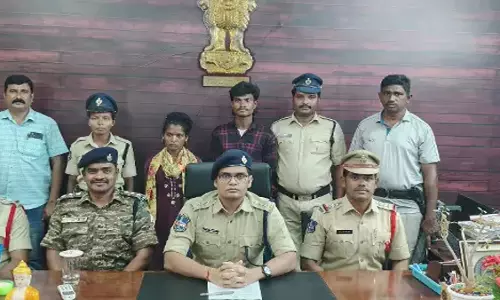 Telangana: दो माओवादियों ने मुलुगु पुलिस के समक्ष आत्मसमर्पण किया