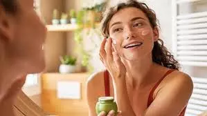 Skin Care Tips: गर्मियों में अपनी त्वचा के लिए आपको भी इस्तेमाल करने चाहिए ये 3 नेचुरल बॉडी क्लींजर, जानें कैसे करें इनका इस्तेमाल Skin Care Tips: गर्मियों में अपनी त्वचा के लिए आपको भी इस्तेमाल करने चाहिए ये 3 नेचुरल बॉडी क्लींजर, जानें कैसे करें इनका इस्तेमाल