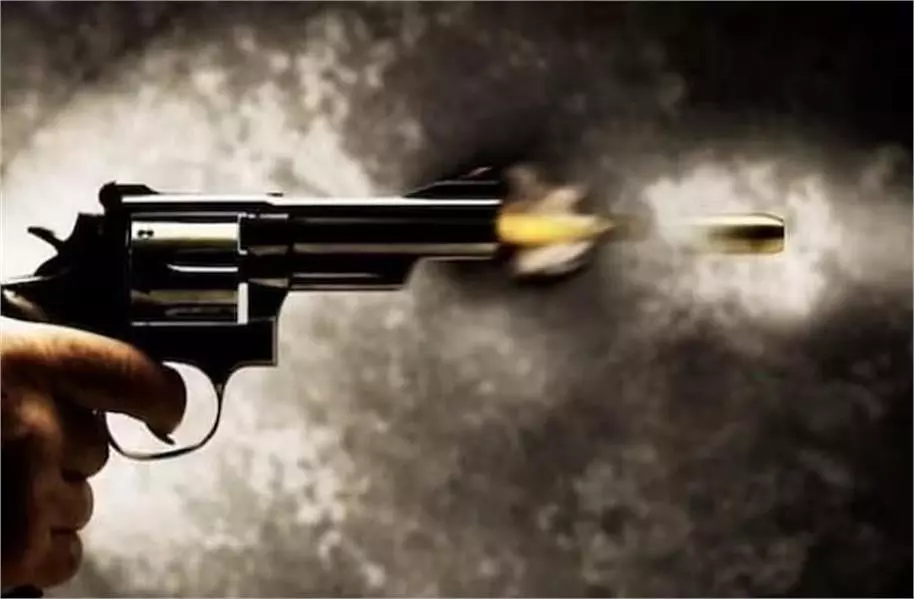 UP News: गैंगरेप के मुख्य आरोपी को पुलिस ने मारी गोली, पिस्टल और कारतूस भी बरामद UP News: गैंगरेप के मुख्य आरोपी को पुलिस ने मारी गोली, पिस्टल और कारतूस भी बरामद