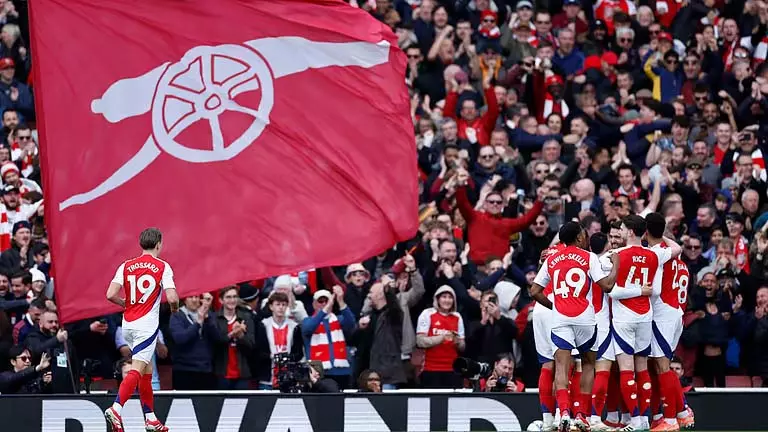 EPL: आर्सेनल ने चेल्सी को हराया, मैनचेस्टर यूनाइटेड ने लीसेस्टर को हराया EPL: आर्सेनल ने चेल्सी को हराया, मैनचेस्टर यूनाइटेड ने लीसेस्टर को हराया
