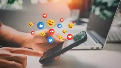 Social media यहां सरकार तय करेगी सोशल मीडिया पर कितना समय बिताएंगे Social media यहां सरकार तय करेगी सोशल मीडिया पर कितना समय बिताएंगे