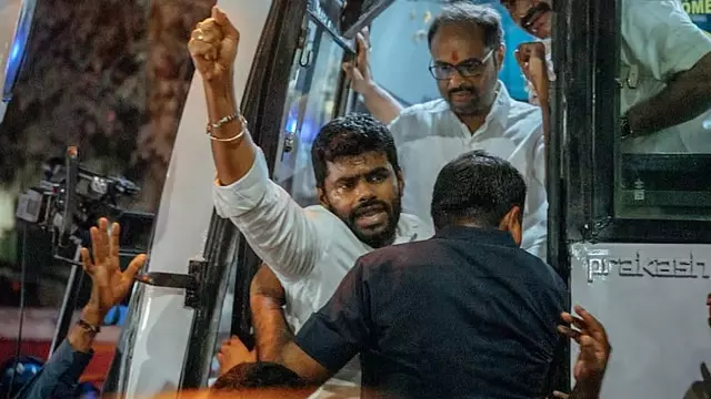 Tamil Nadu: विरोध प्रदर्शन करने गए अन्नामलाई को गिरफ्तार कर लिया गया! Tamil Nadu: विरोध प्रदर्शन करने गए अन्नामलाई को गिरफ्तार कर लिया गया!