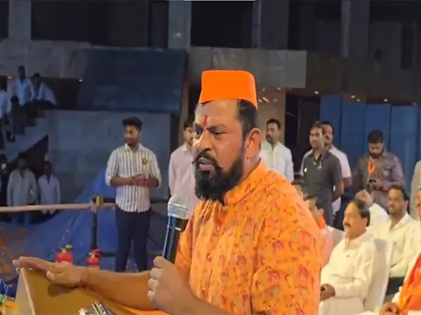 BJP विधायक टी राजा सिंह ने भारत को हिंदू राष्ट्र बनाने का संकल्प लिया BJP विधायक टी राजा सिंह ने भारत को हिंदू राष्ट्र बनाने का संकल्प लिया