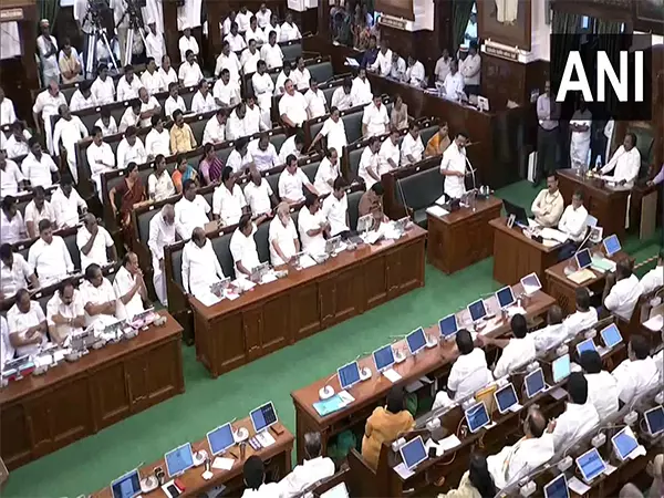 तमिलनाडु विधानसभा अध्यक्ष एम अप्पावु के खिलाफ AIADMK का अविश्वास प्रस्ताव विफल तमिलनाडु विधानसभा अध्यक्ष एम अप्पावु के खिलाफ AIADMK का अविश्वास प्रस्ताव विफल