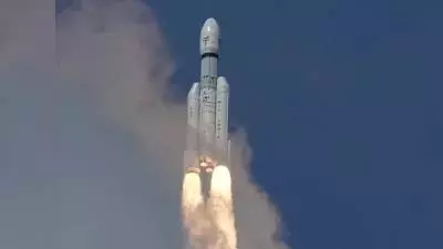 Chandrayaan-5 : चंद्रयान-5 को मिली केंद्र से मंजूरी Chandrayaan-5 : चंद्रयान-5 को मिली केंद्र से मंजूरी