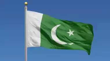 Pakistan: बंद कमरे में ये कैसा सत्र Pakistan: बंद कमरे में ये कैसा सत्र