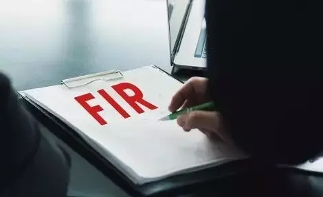 NCR Sahibabad: जमीन विवाद में मारपीट मामले में प्रधान समेत 13 पर रिपोर्ट दर्ज NCR Sahibabad: जमीन विवाद में मारपीट मामले में प्रधान समेत 13 पर रिपोर्ट दर्ज