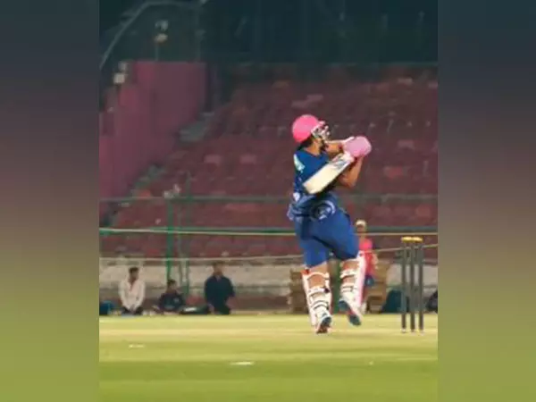 RR के 13 वर्षीय स्टार वैभव सूर्यवंशी ने प्रशिक्षण सत्र के दौरान हिट्स की धूम धड़ाका की RR के 13 वर्षीय स्टार वैभव सूर्यवंशी ने प्रशिक्षण सत्र के दौरान हिट्स की धूम धड़ाका की