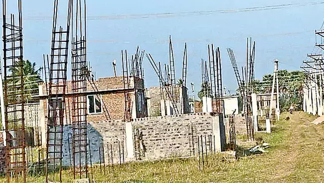 Andhra: अधूरे मकानों के लिए चार किस्तों में अतिरिक्त सहायता Andhra: अधूरे मकानों के लिए चार किस्तों में अतिरिक्त सहायता