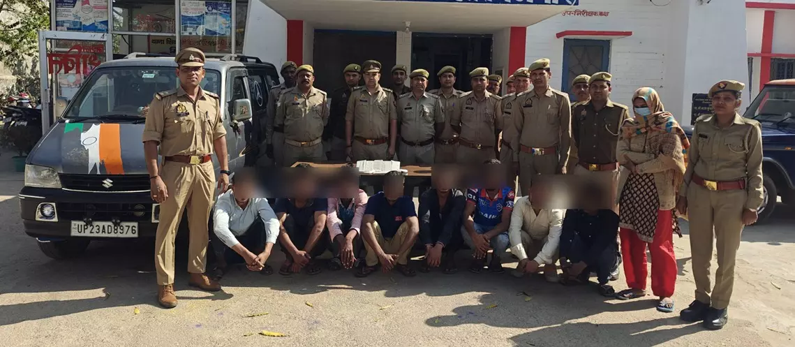 पति-पत्नी के बीच आ गया वो...पति को इसलिए दी खौफनाक मौत, 9 गिरफ्तार पति-पत्नी के बीच आ गया वो...पति को इसलिए दी खौफनाक मौत, 9 गिरफ्तार