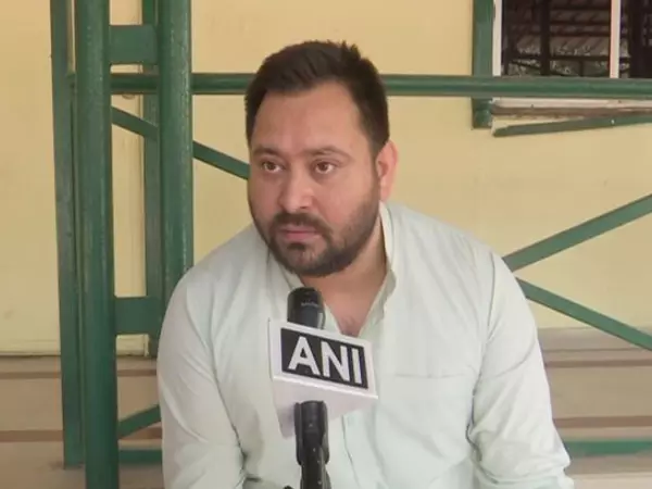 ASI की हत्या के कुछ दिन बाद तेजस्वी यादव ने कहा-सरकार अपराधियों को संरक्षण दे रही है ASI की हत्या के कुछ दिन बाद तेजस्वी यादव ने कहा-सरकार अपराधियों को संरक्षण दे रही है