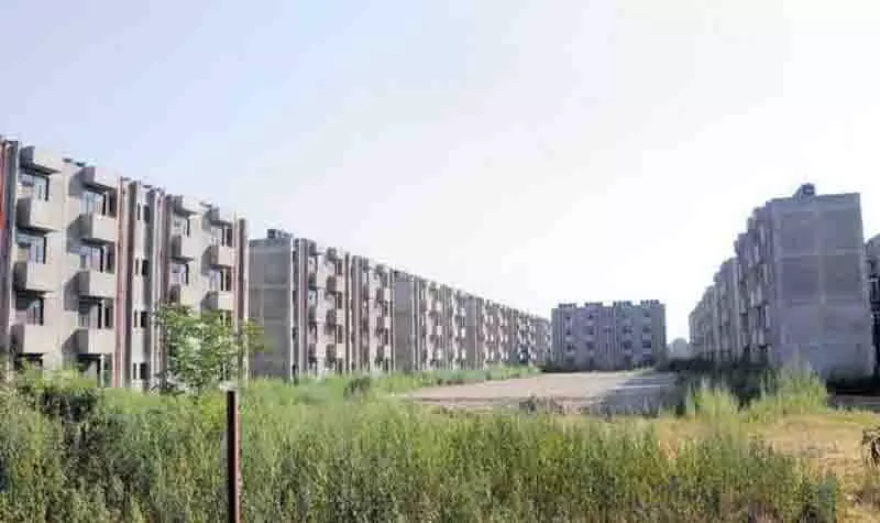Chandigarh: 10 साल बाद भी 200 मलोया मकानों का आवंटन नहीं Chandigarh: 10 साल बाद भी 200 मलोया मकानों का आवंटन नहीं
