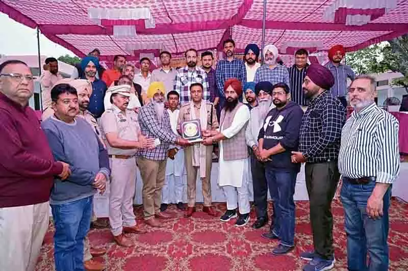 Punjab पुलिस के नशा विरोधी अभियान को समर्थन देने का संकल्प लिया Punjab पुलिस के नशा विरोधी अभियान को समर्थन देने का संकल्प लिया