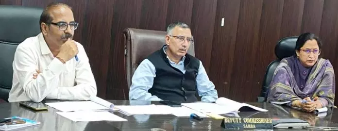 DDC सांबा ने जिला कैपेक्स बजट परियोजनाओं की प्रगति की समीक्षा की DDC सांबा ने जिला कैपेक्स बजट परियोजनाओं की प्रगति की समीक्षा की