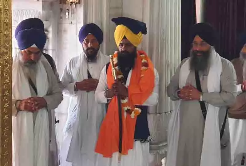 अकाल तख्त ने HP में स्थानीय लोगों और सिख युवकों के बीच हिंसक झड़प की निंदा की अकाल तख्त ने HP में स्थानीय लोगों और सिख युवकों के बीच हिंसक झड़प की निंदा की