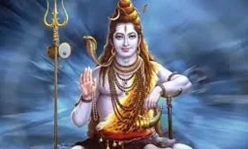 Somvar Ke Upay: भोलेनाथ की कृपा पाने के लिए सोमवार को करें ये काम, जीवन में आएगा बदलाव
